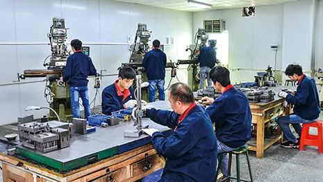 2.-Mould-Making-Kangsheng-hardware-factory.webp